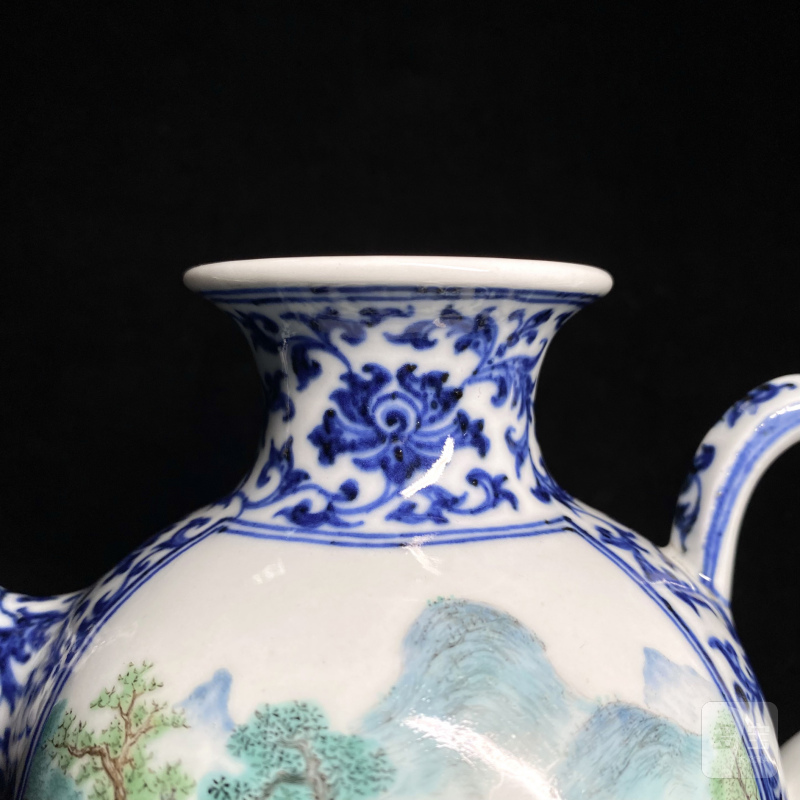 清乾隆 唐英製青花开光粉彩山水高士赏游诗意图茶壶 - 图22